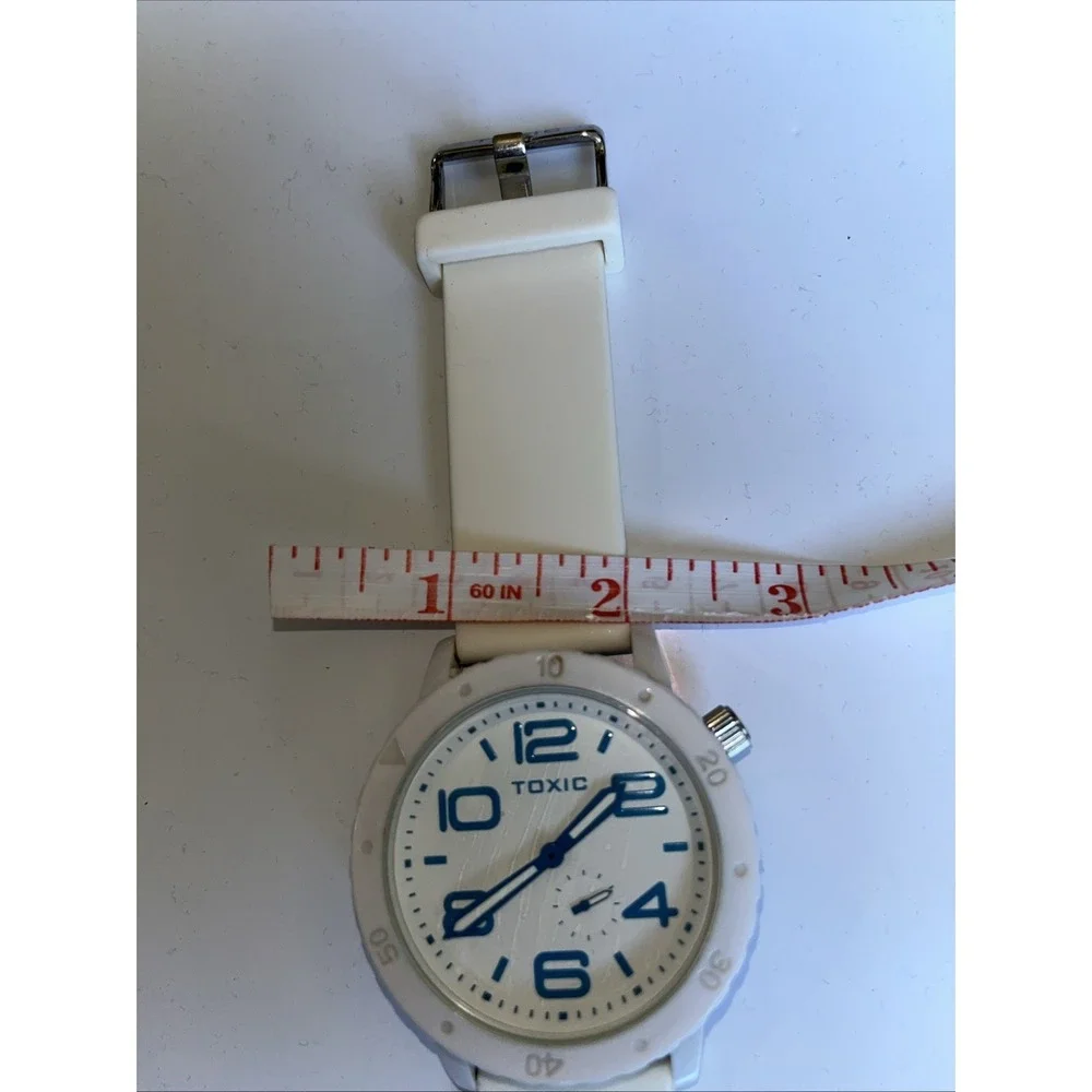 TOXIC‎ AREA 51 Oversized Watch White And Teal 53mm 10¼